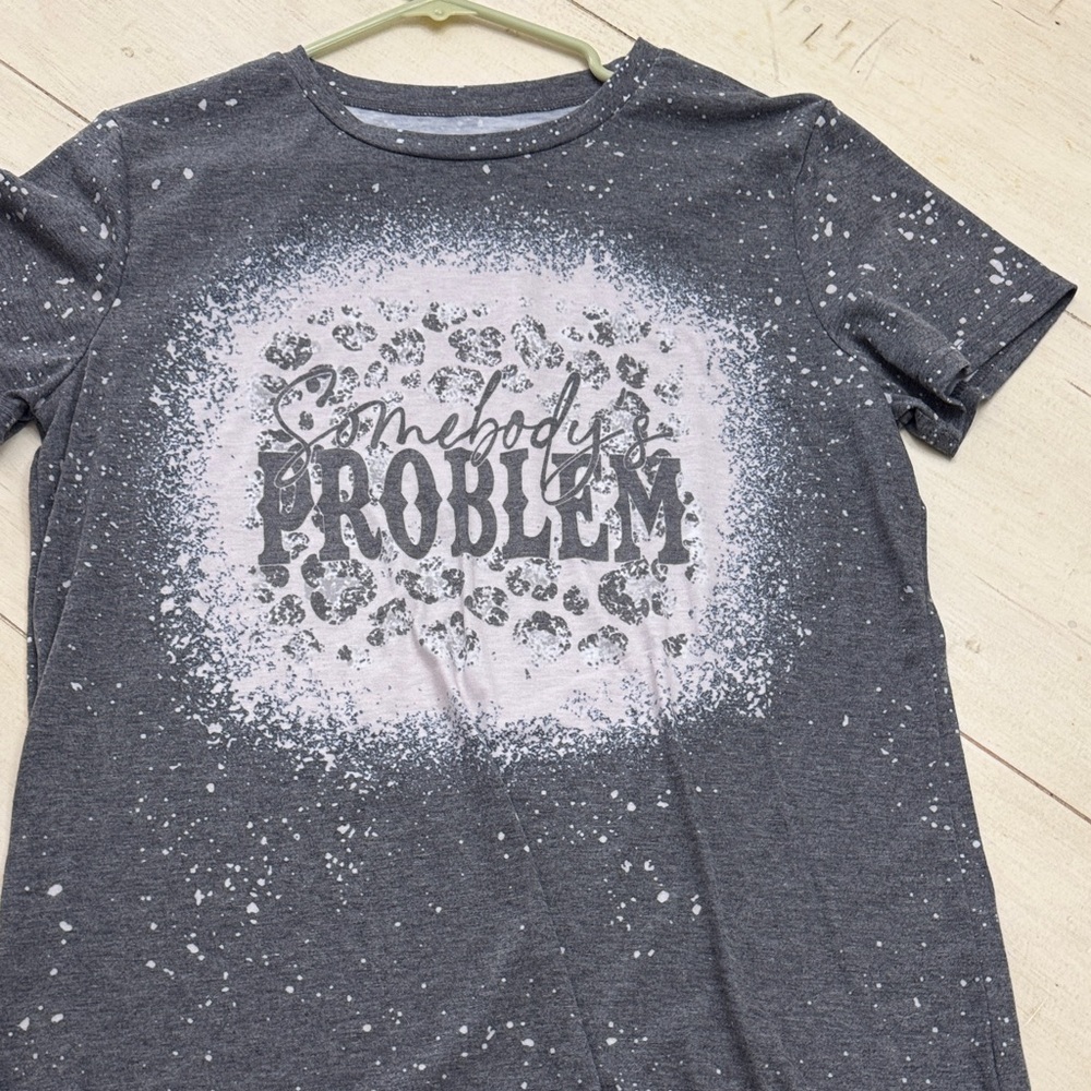 Gray Graphic T-Shirt with White Speckles